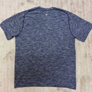 LuLulemon Dri-Fit athletic shirt